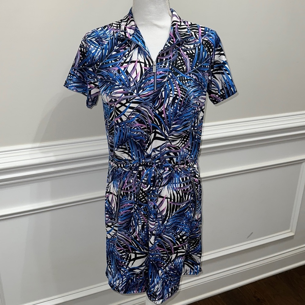 Tail Blue, Black & White Tropical Print Short-Sleeve Dress